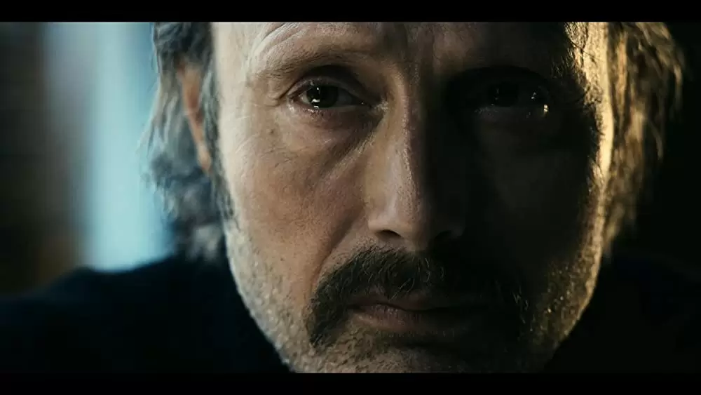 「ポーラー 狙われた暗殺者」マッツ・ミケルセンの画像