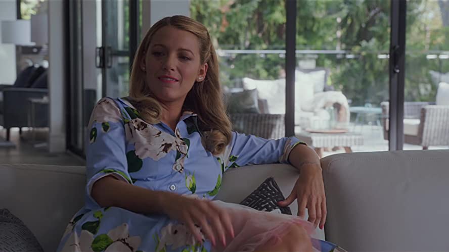 シンプル・フェイバーの画像