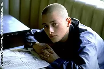 「アメリカン・ヒストリーX」エドワード・ファーロングの画像