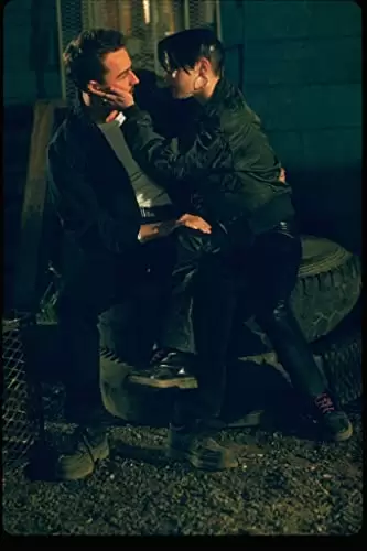 「アメリカン・ヒストリーX」フェアルーザ・バーク & エドワード・ノートンの画像