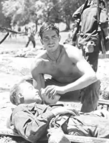 「シン・レッド・ライン」ジム・カビーゼルの画像