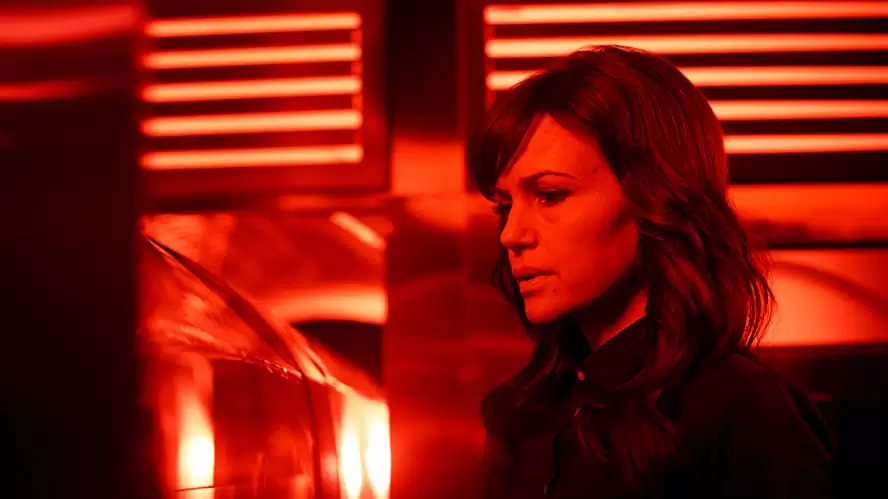 「エリザベス∞エクスペリメント」カーラ・グギーノの画像