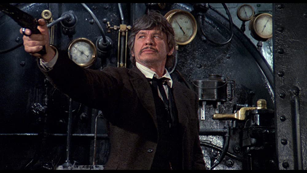 軍用列車の画像