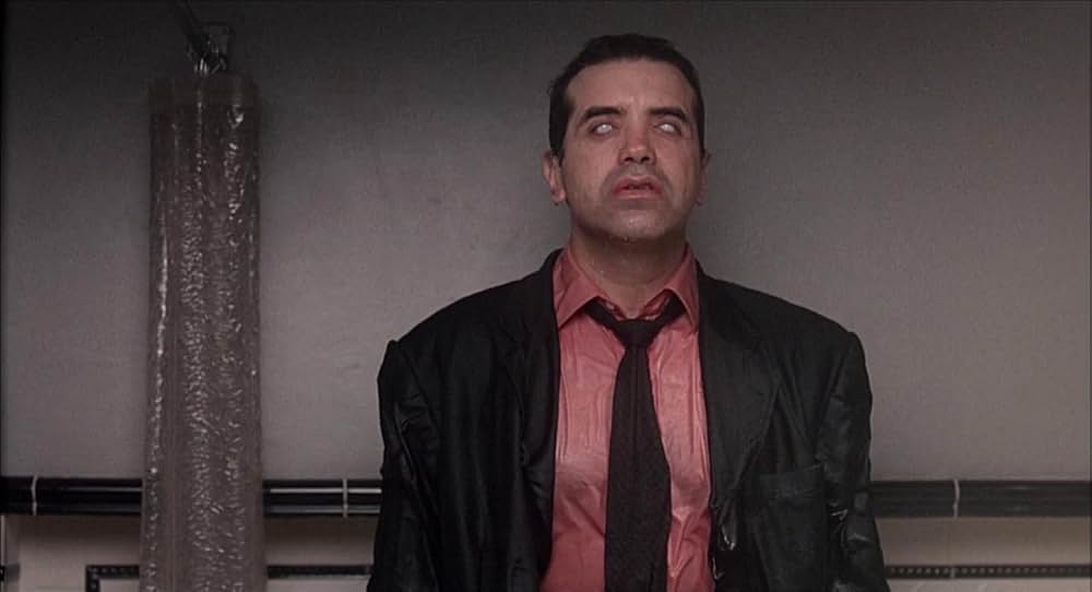 悪魔のような女の画像