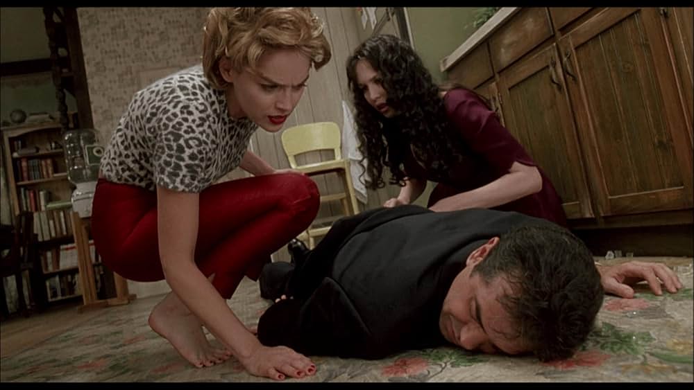 悪魔のような女の画像