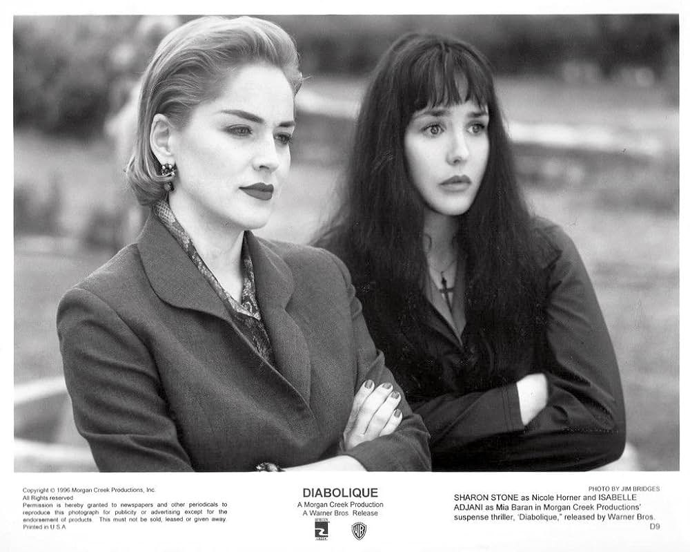 悪魔のような女の画像