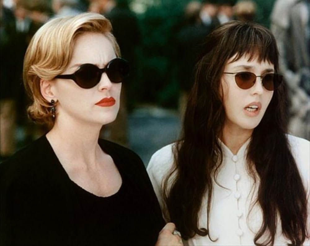 悪魔のような女の画像