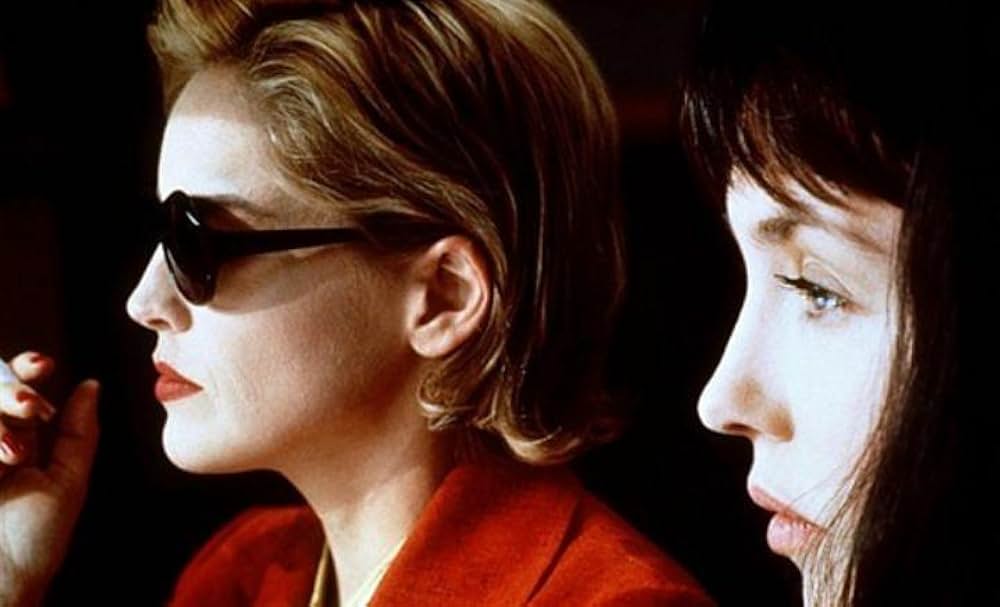 悪魔のような女の画像