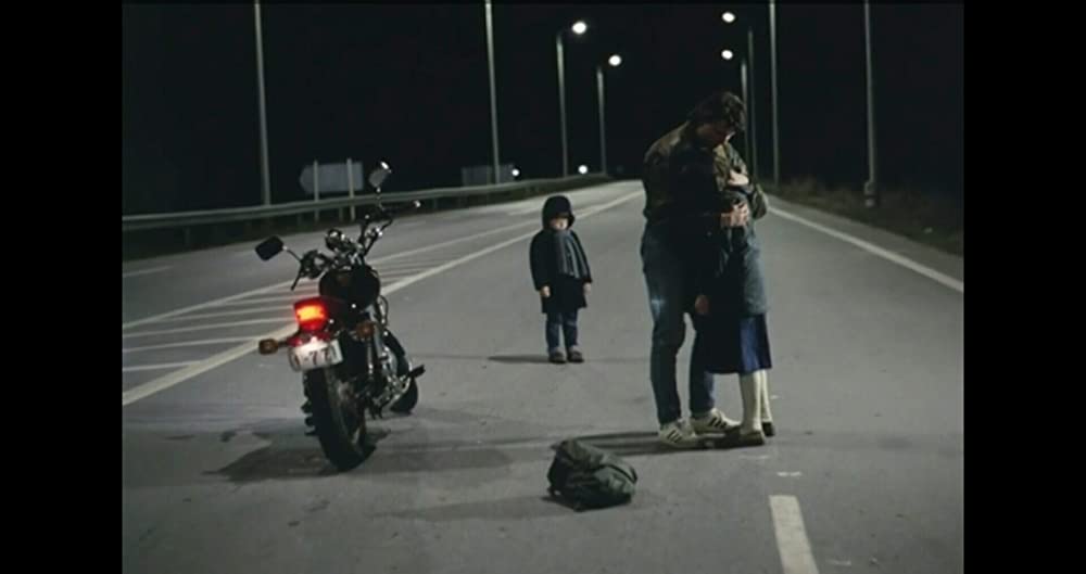 霧の中の風景の画像