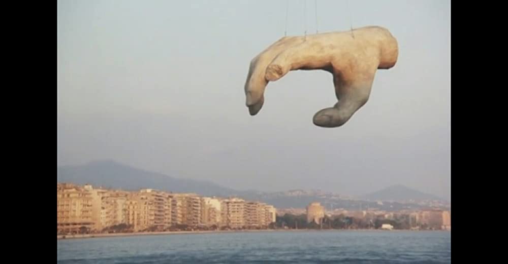 霧の中の風景の画像