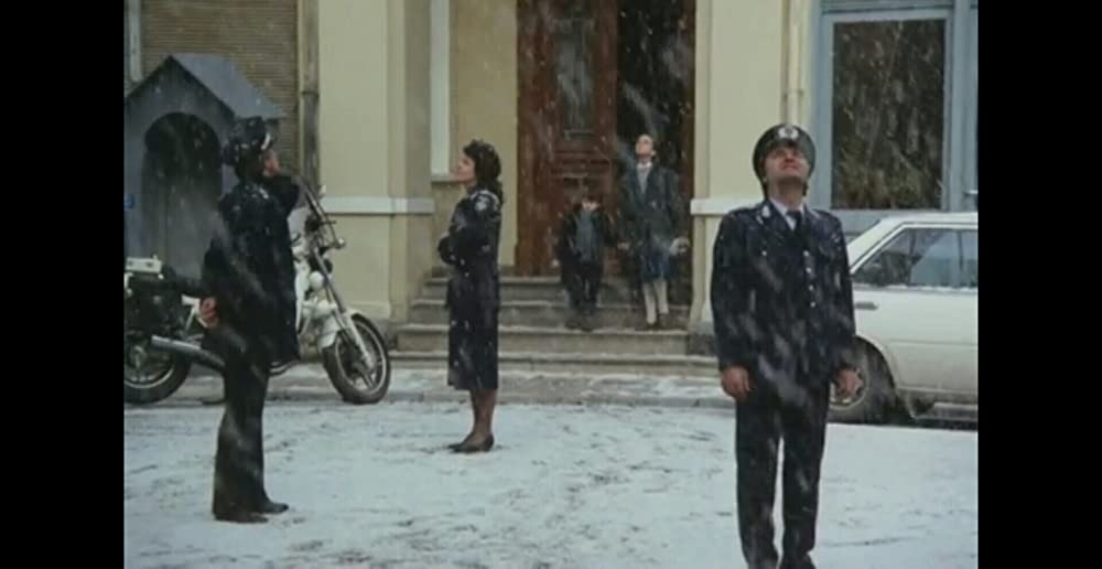 霧の中の風景の画像