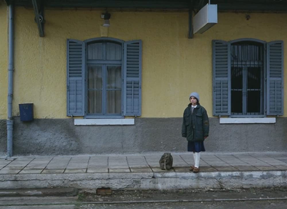 霧の中の風景の画像