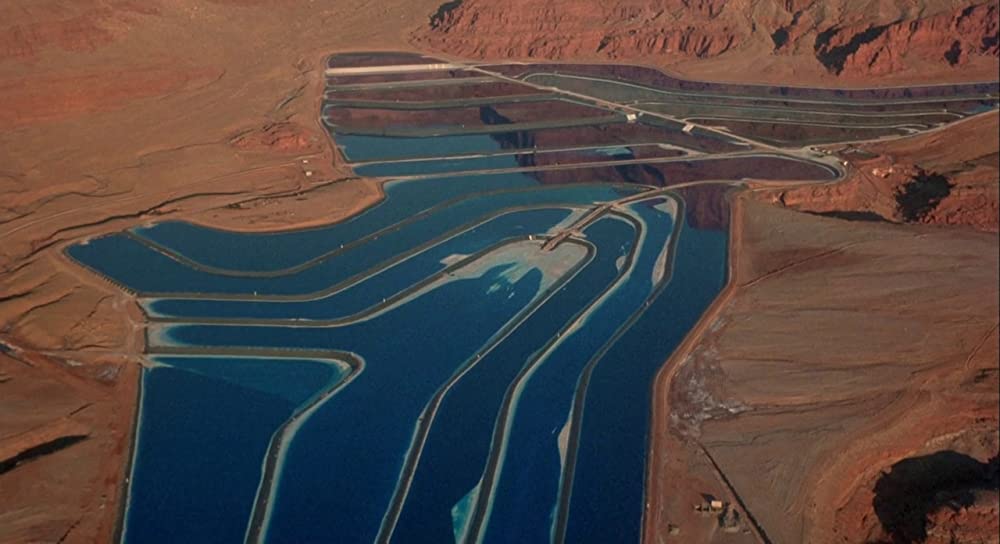 コヤニスカッツィの画像