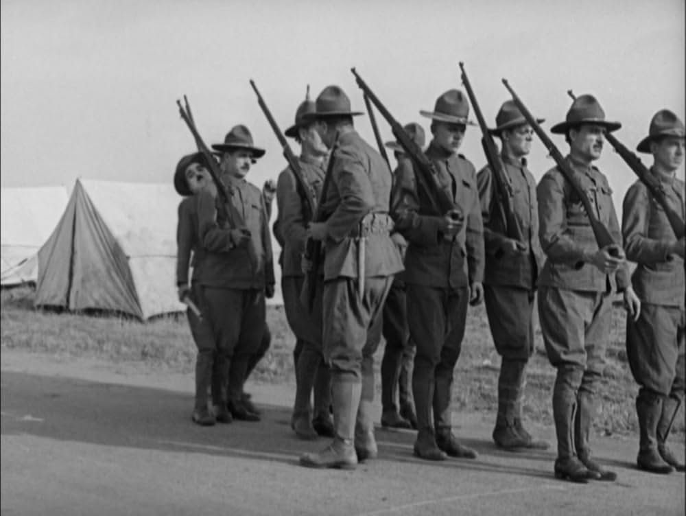 担え銃／チャップリンの兵隊さんの画像