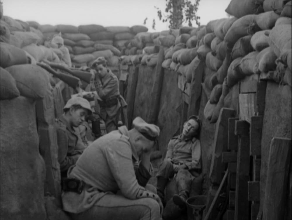 担え銃／チャップリンの兵隊さんの画像