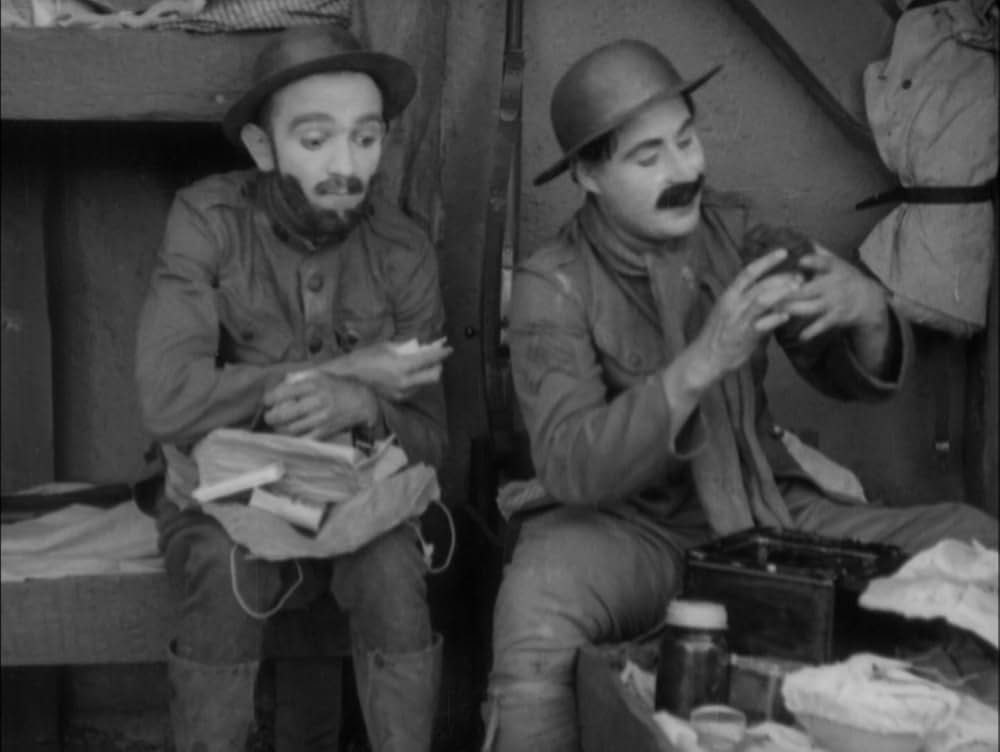 担え銃／チャップリンの兵隊さんの画像