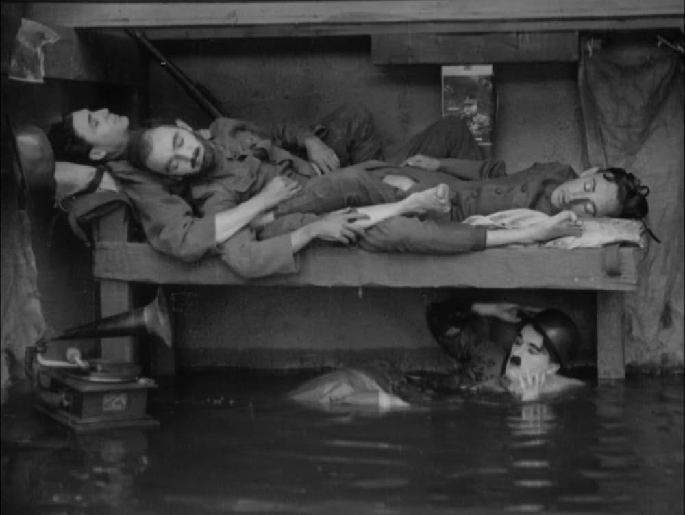 担え銃／チャップリンの兵隊さんの画像