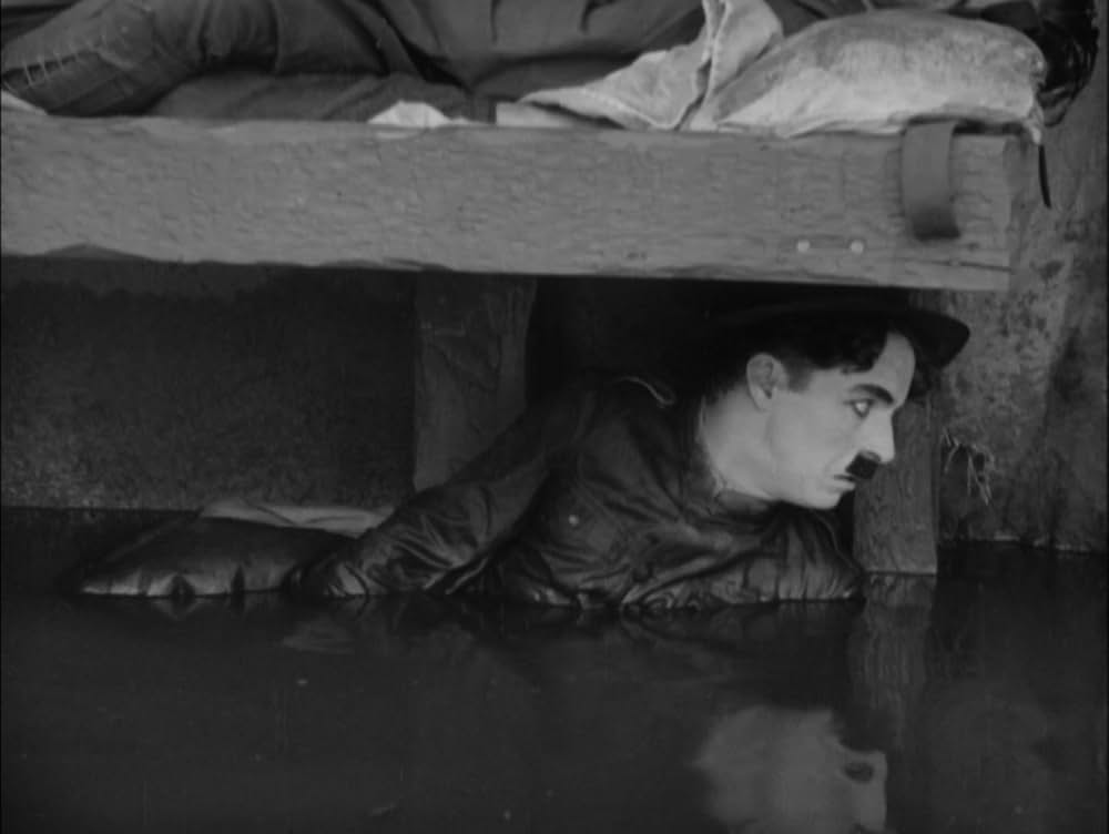 担え銃／チャップリンの兵隊さんの画像