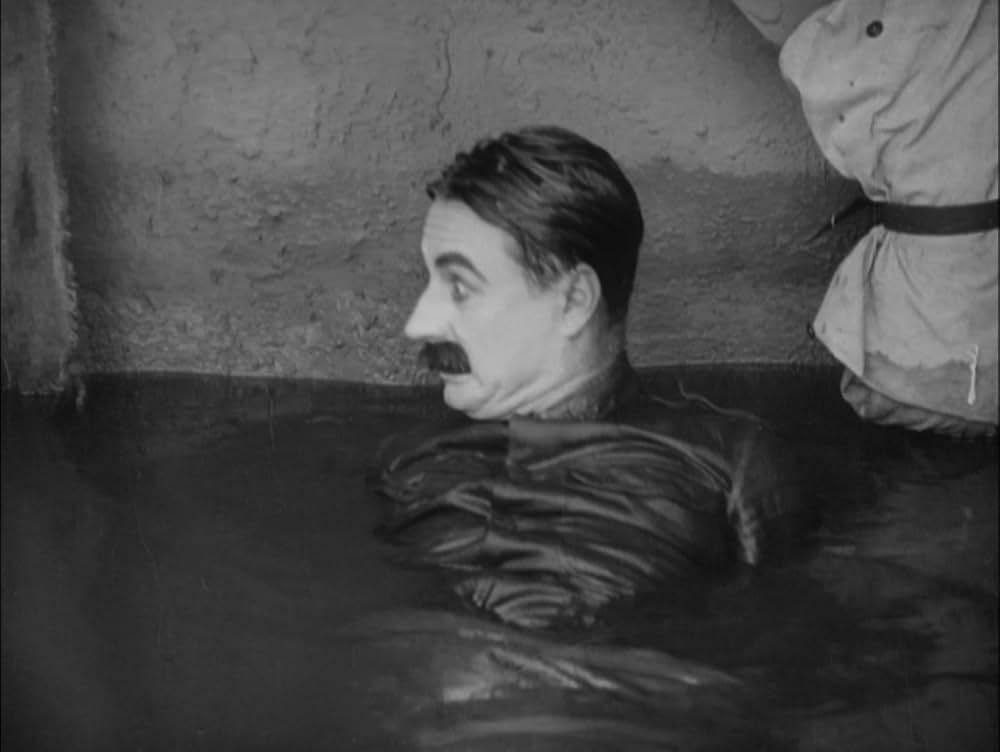 担え銃／チャップリンの兵隊さんの画像