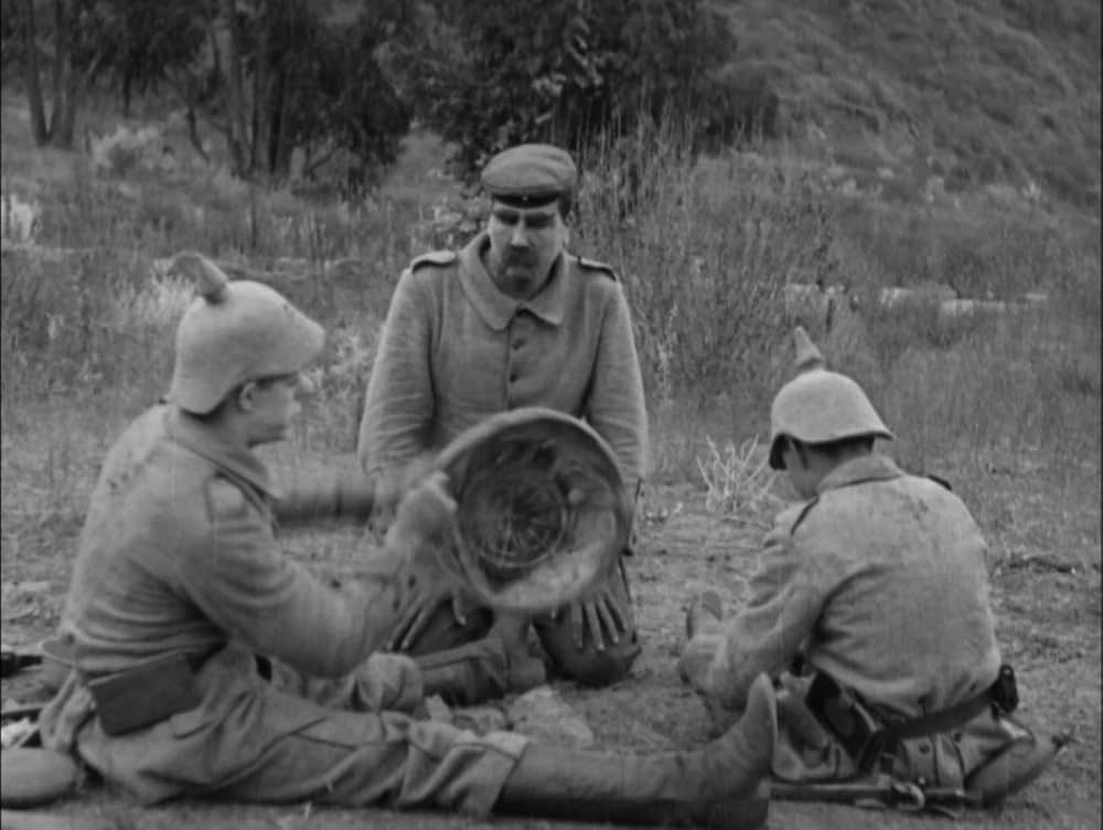 担え銃／チャップリンの兵隊さんの画像