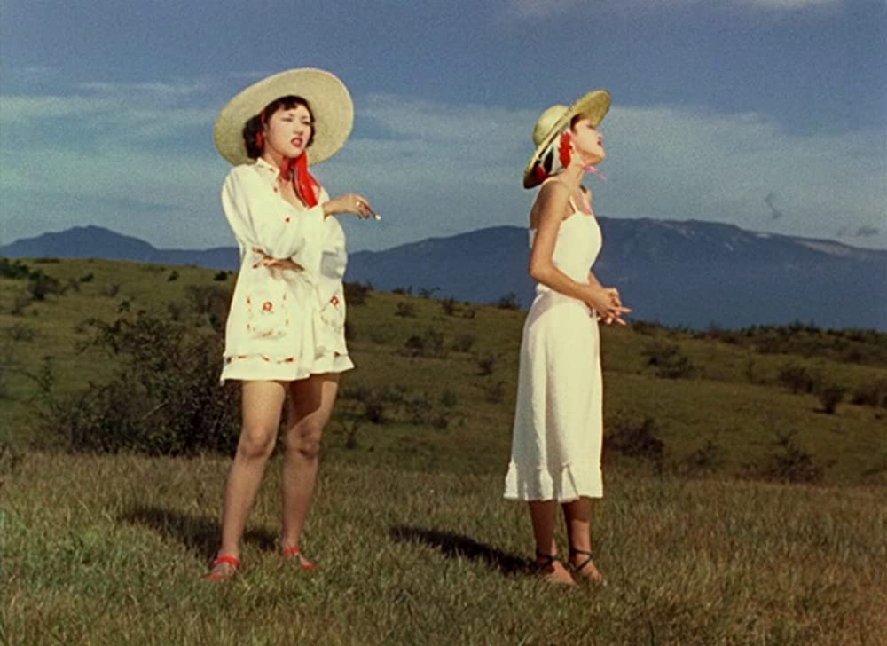 「カルメン故郷に帰る」小林トシ子 & 高峰秀子の画像