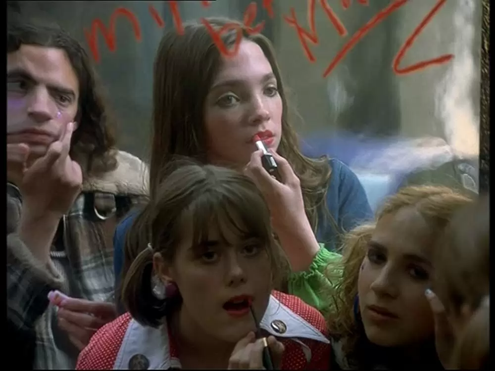 ベルベット・ゴールドマインの画像