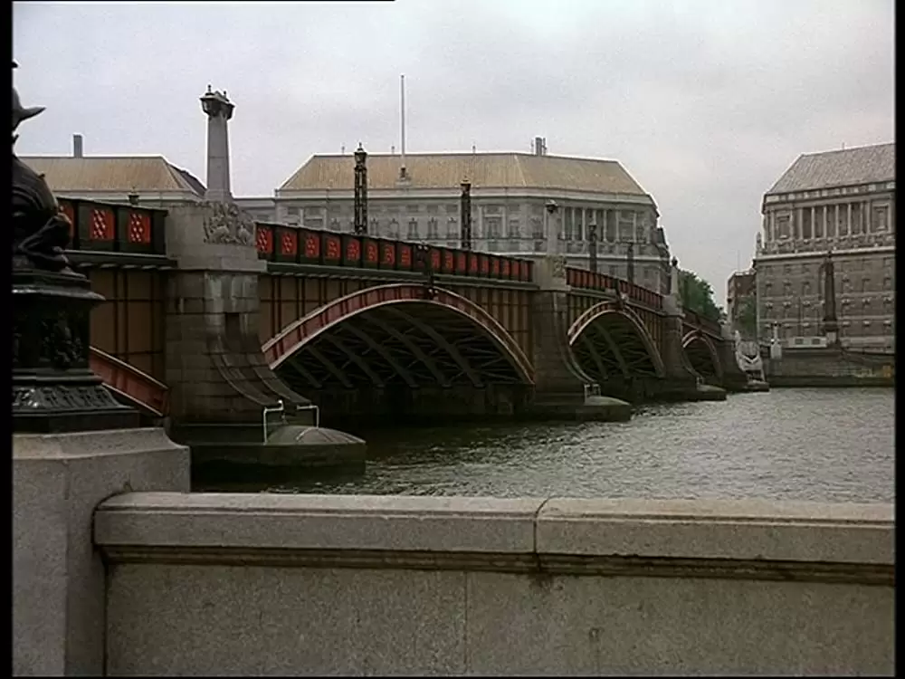 ベルベット・ゴールドマインの画像