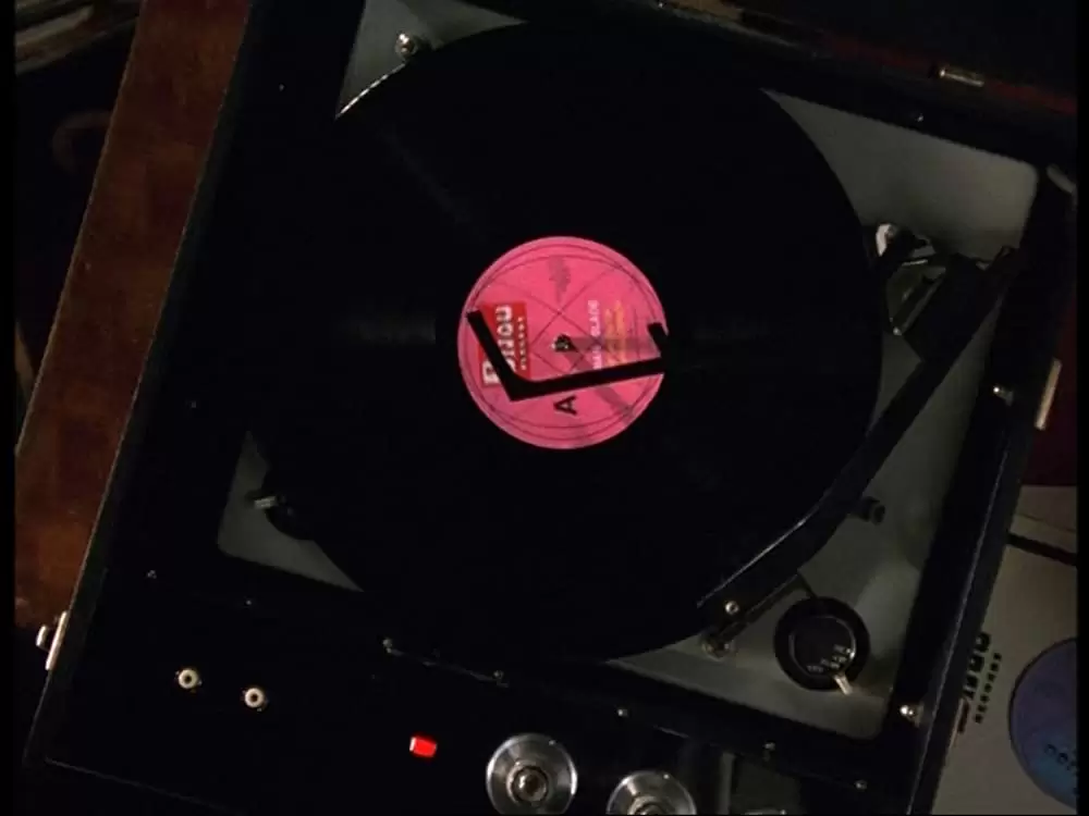 ベルベット・ゴールドマインの画像