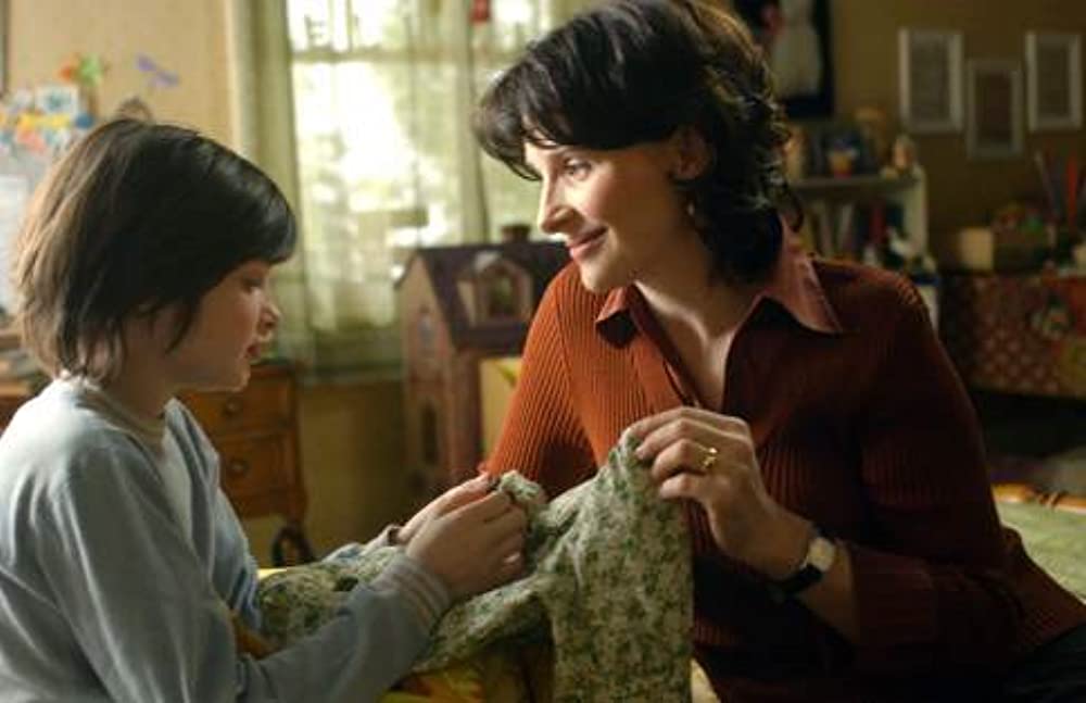 「綴り字のシーズン」ジュリエット・ビノシュ & フローラ・クロスの画像