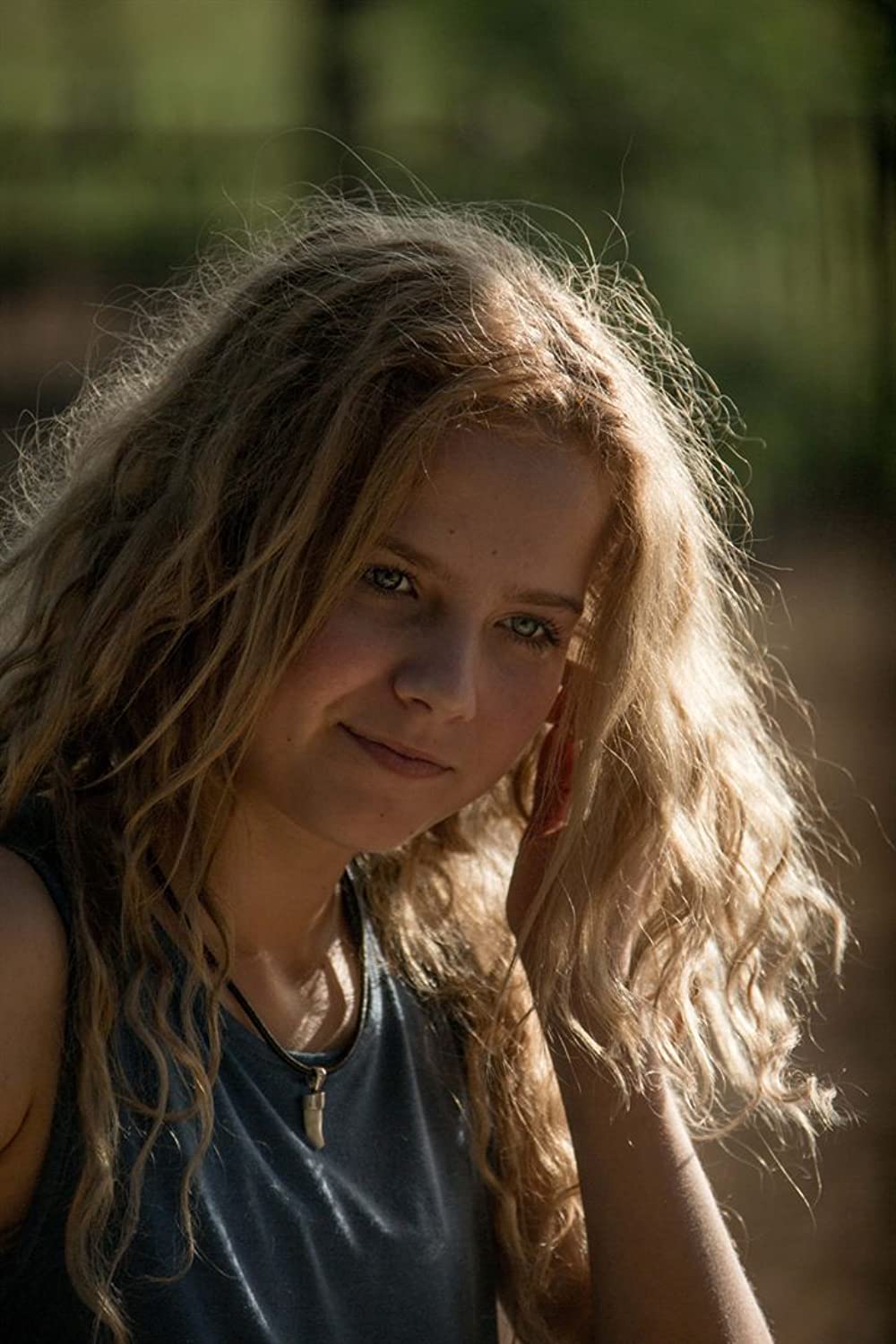 ミアとホワイトライオン 奇跡の1300⽇の画像