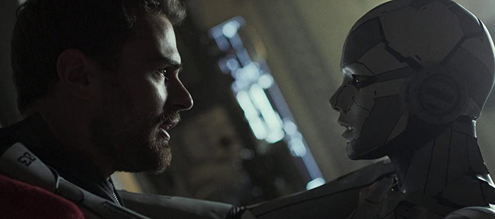 「アーカイヴ」テオ・ジェームズ & ステイシー・マーティンの画像