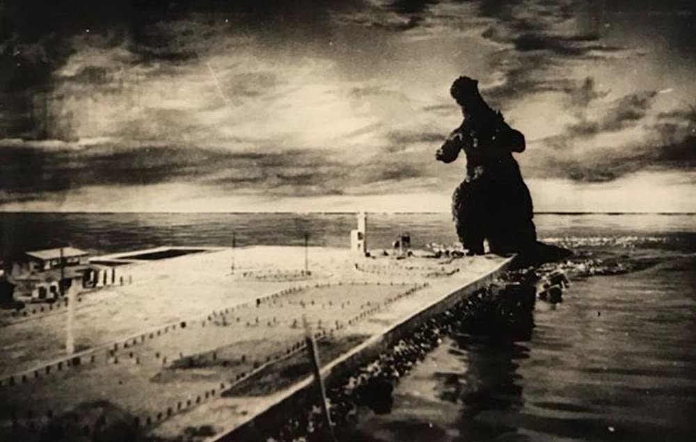 ゴジラの逆襲の画像