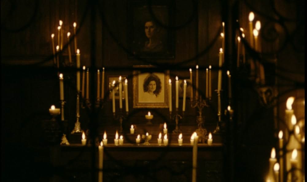 緑色の部屋の画像