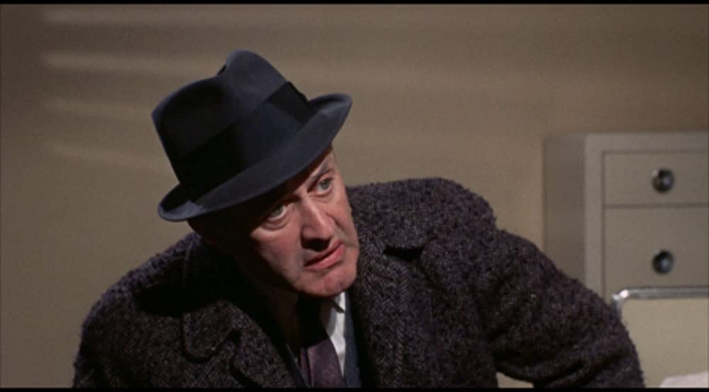 「マンハッタン無宿」リー・J・コッブの画像