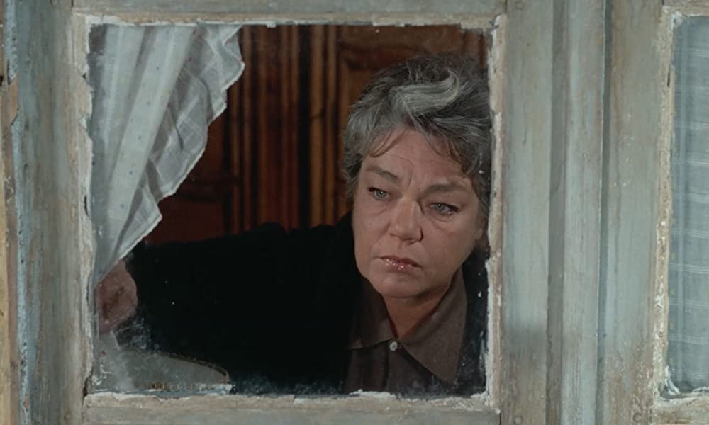 「燃えつきた納屋」シモーヌ・シニョレの画像