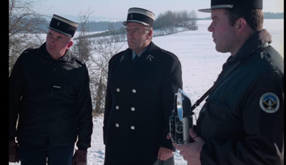 燃えつきた納屋の画像