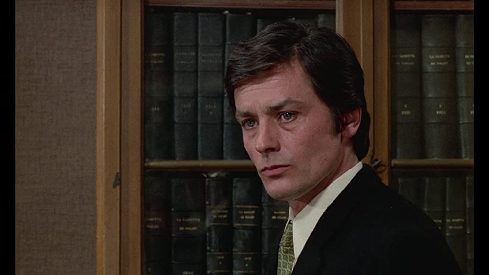 燃えつきた納屋の画像