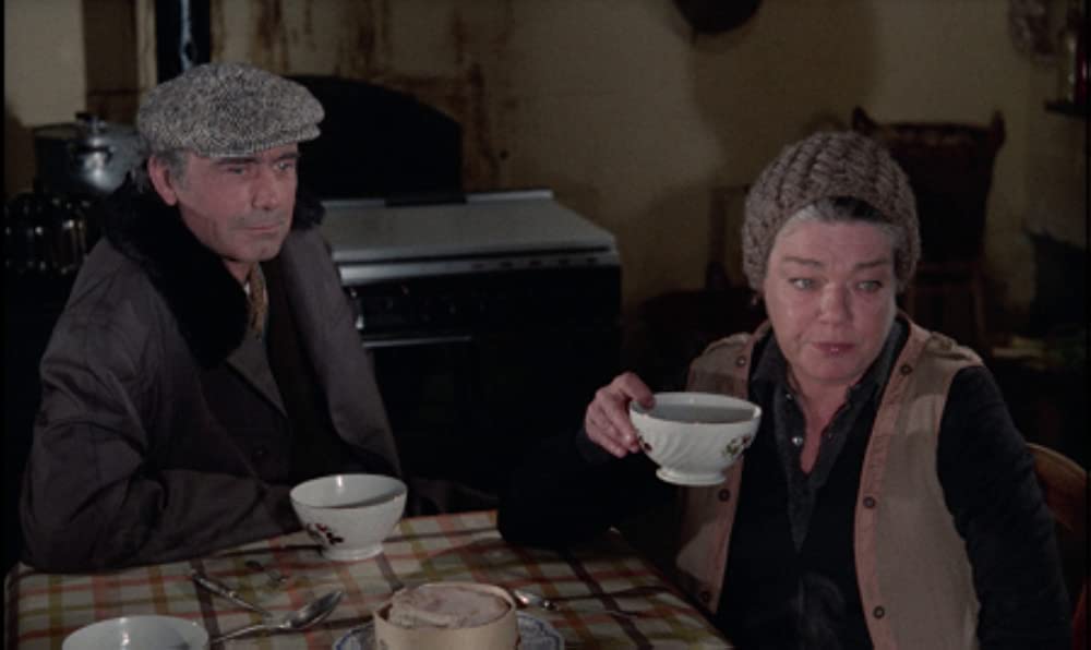 燃えつきた納屋の画像