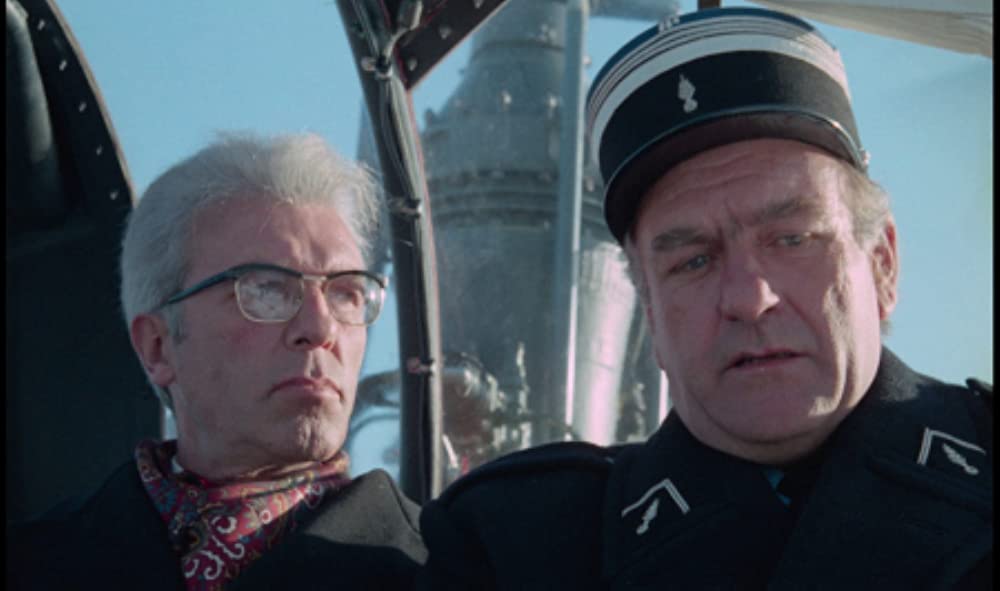 燃えつきた納屋の画像