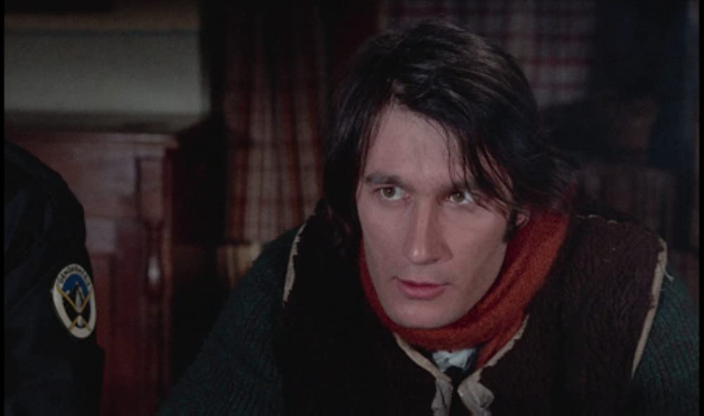 燃えつきた納屋の画像