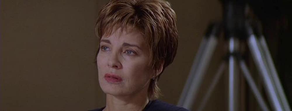 「英雄の条件」アン・アーチャーの画像