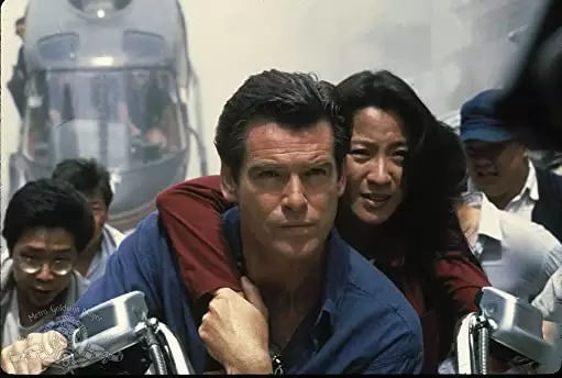 007／トゥモロー・ネバー・ダイの画像