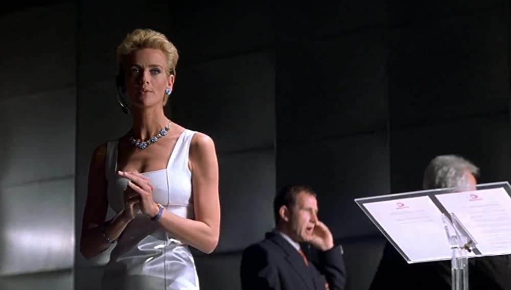 007／トゥモロー・ネバー・ダイの画像