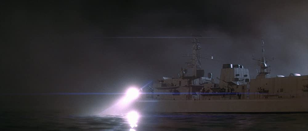 007／トゥモロー・ネバー・ダイの画像