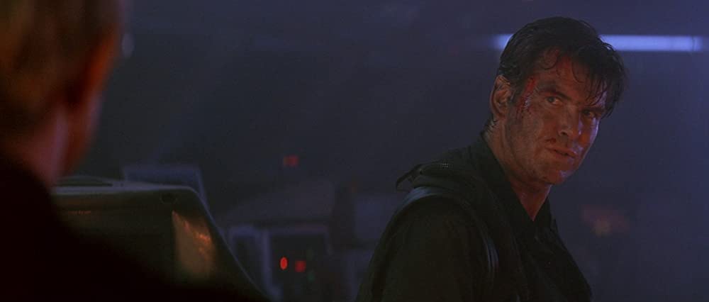 007／トゥモロー・ネバー・ダイの画像