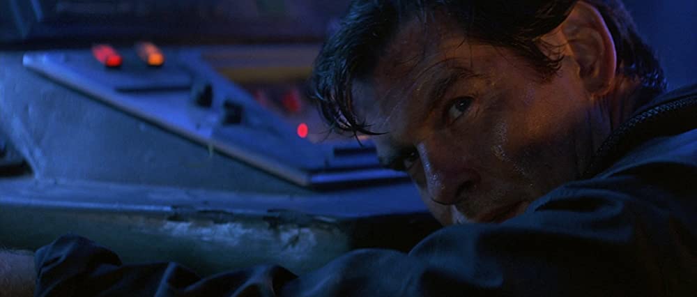 007／トゥモロー・ネバー・ダイの画像