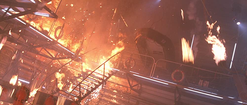 007／トゥモロー・ネバー・ダイの画像