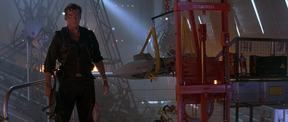 007／トゥモロー・ネバー・ダイの画像