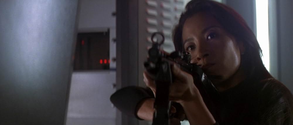 007／トゥモロー・ネバー・ダイの画像