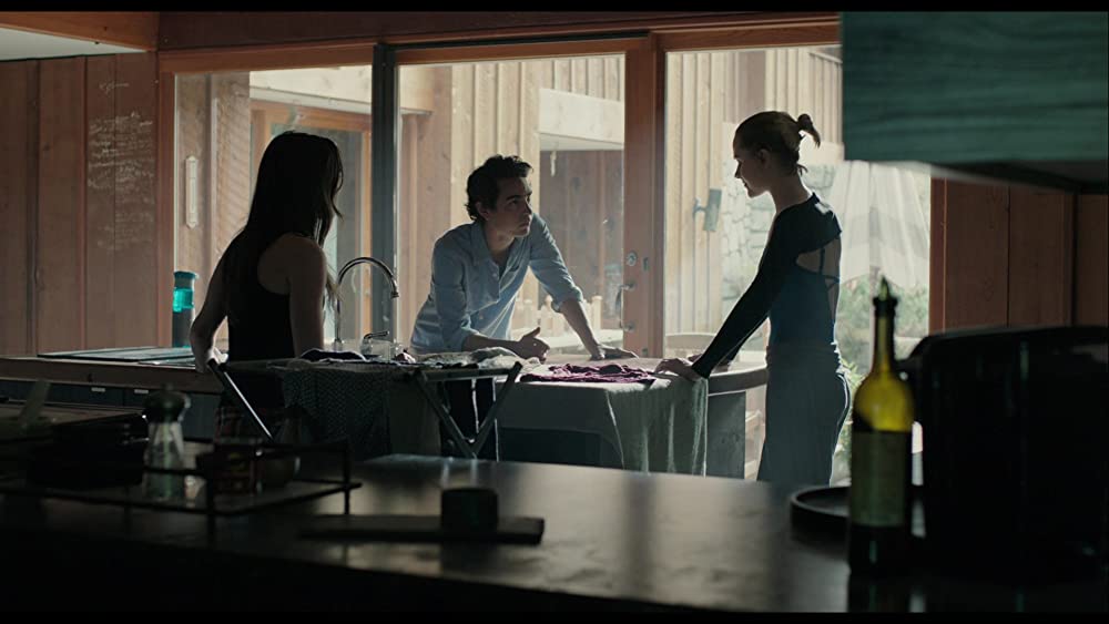 スイッチ・オフ／森へ 少女ネルの日記の画像